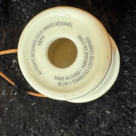 Starbucks Coffee Cup 2011 Ceramic Ornament With Brown Hanging Cord - Picture 4 of 5